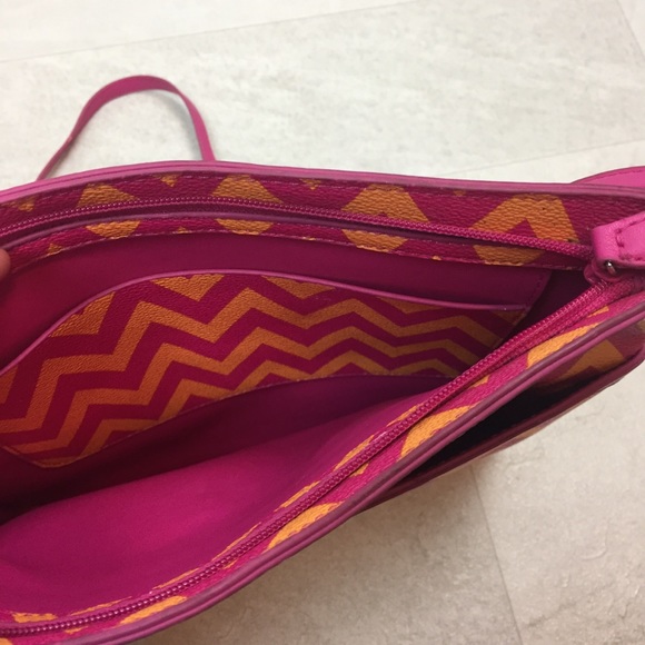 Vera Bradley Purse Ziggy Zags Pink Orange Chevron - Picture 5 of 6